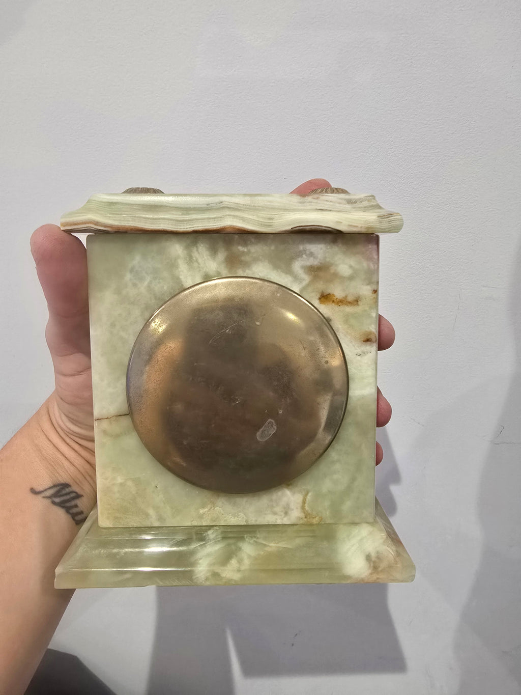 Onyx clock