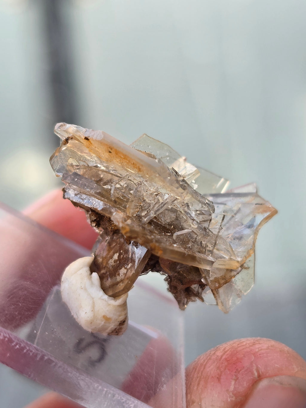 Golden barite